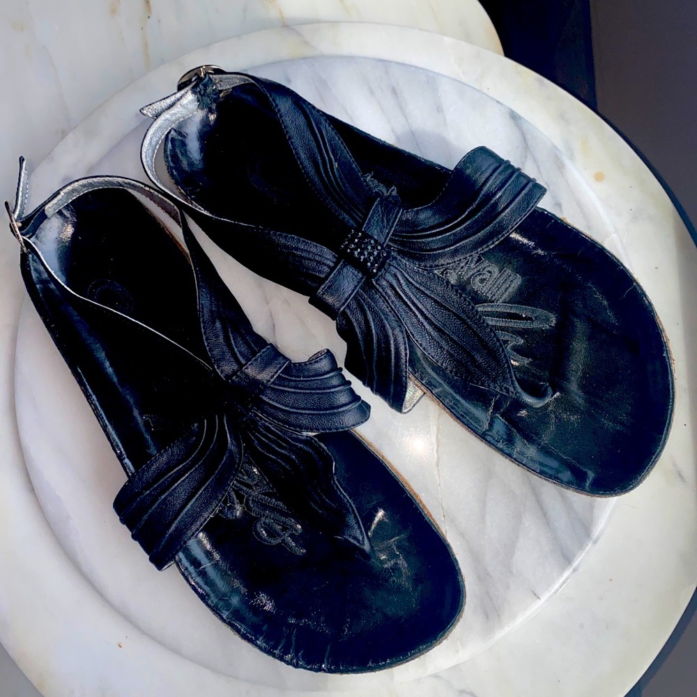 Roberto Cavalli Angels Wide Strap Slingback Footbed Black Sandals Flats Thong